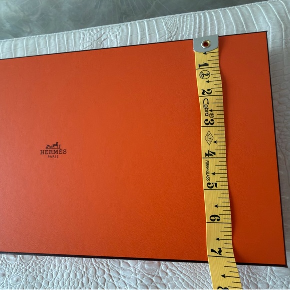 Hermes Square Scarf Box. Brand New. Scarf, belt, jewelry, TWILLY or a gift box - Picture 7 of 9